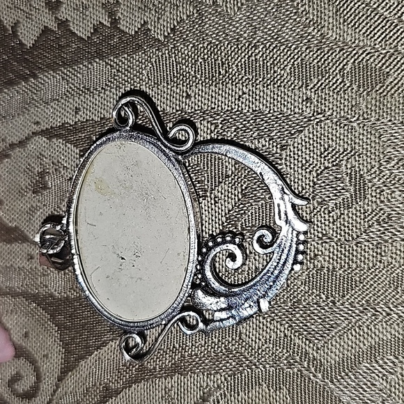 New Silver Plated Leopard shell pendant - Picture 5 of 6